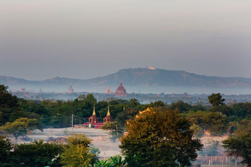 Sky View Hotel Bagan Exterior photo