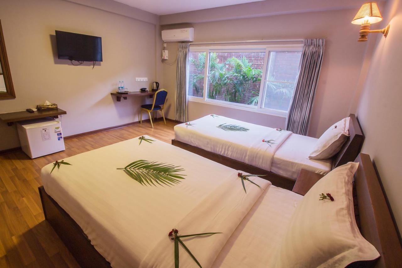 Sky View Hotel Bagan Exterior photo
