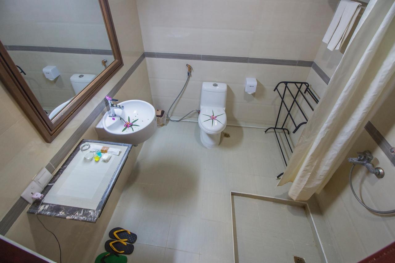 Sky View Hotel Bagan Exterior photo