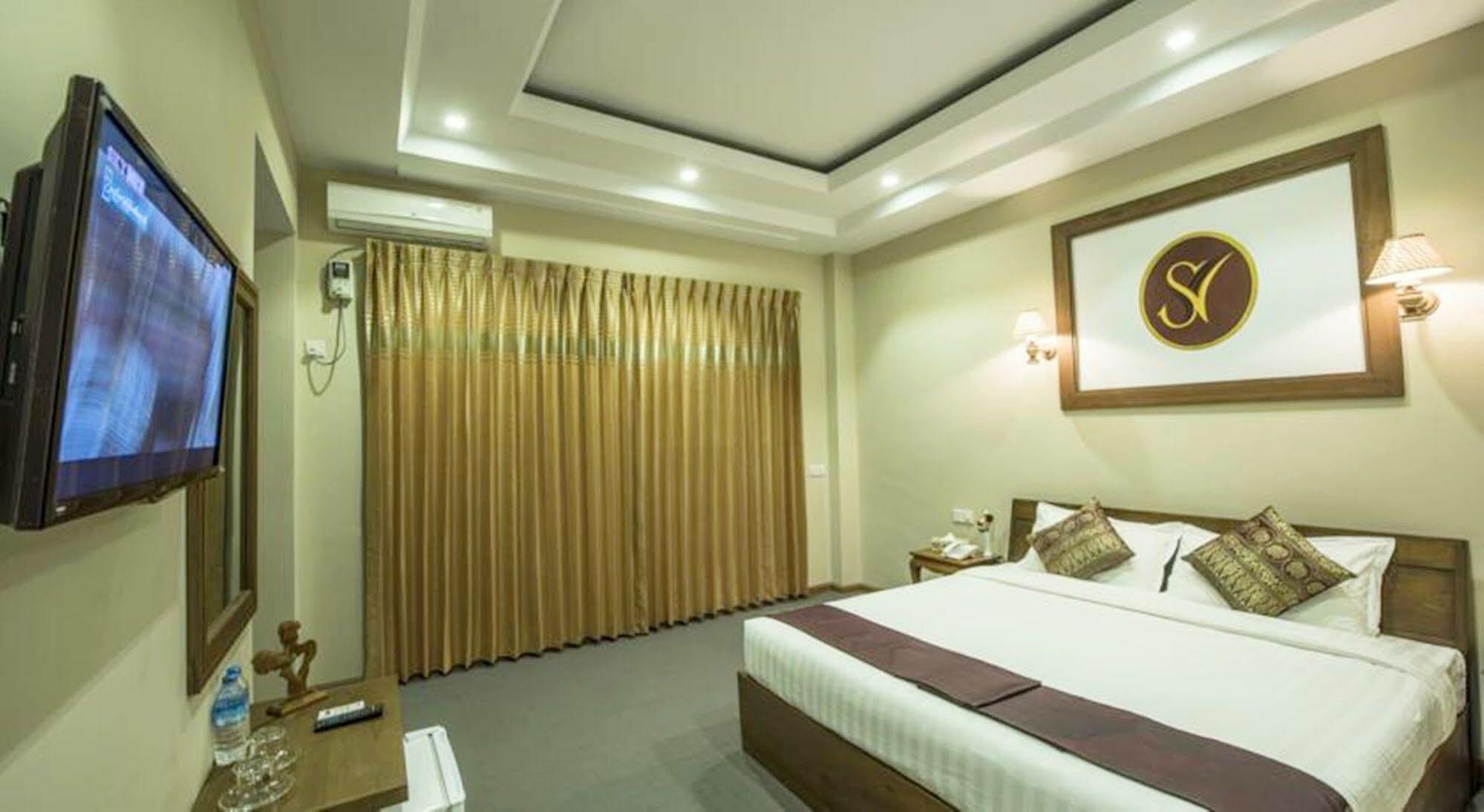 Sky View Hotel Bagan Exterior photo