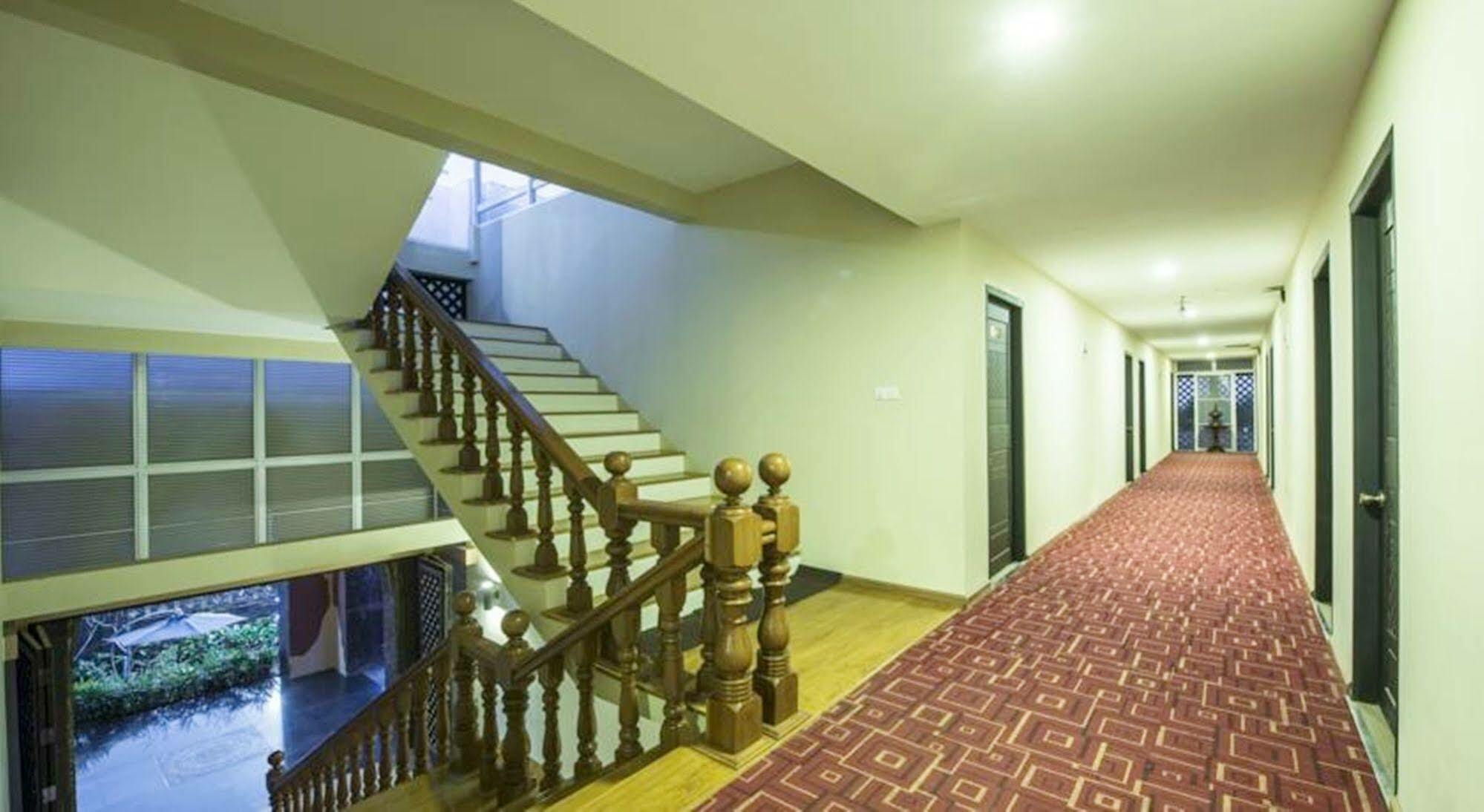 Sky View Hotel Bagan Exterior photo