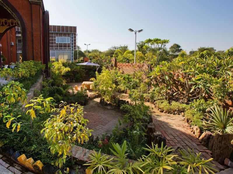 Sky View Hotel Bagan Exterior photo